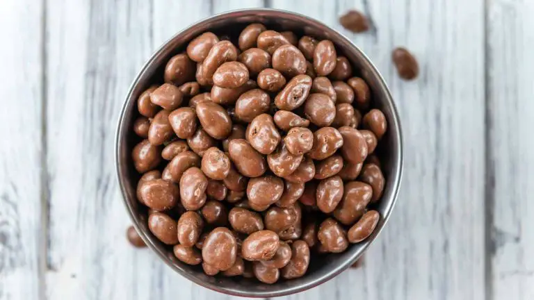12 Surprising Health Benefits of Chocolate Covered Raisins