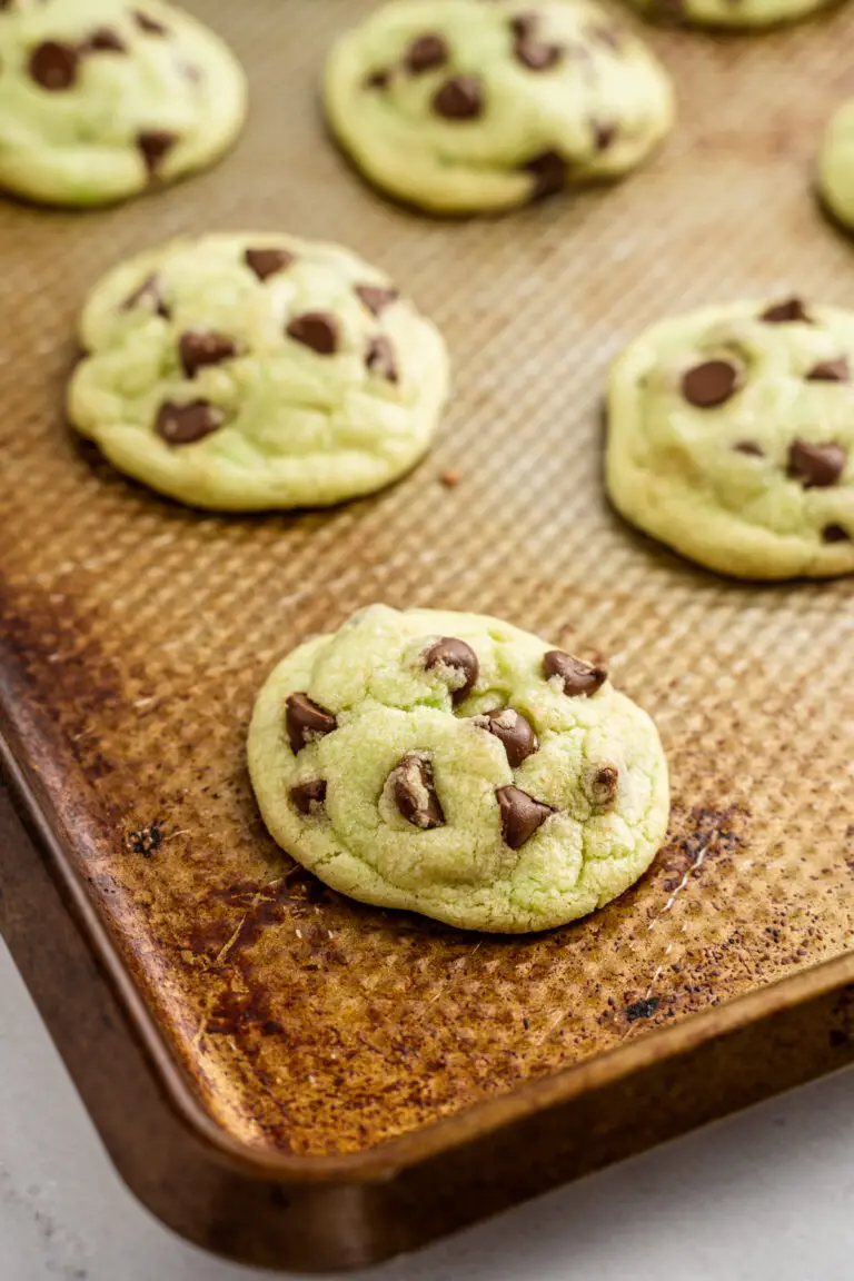 Mint Chocolate Chip Cookies A Beginners Guide To Baking Perfection - 30nardp