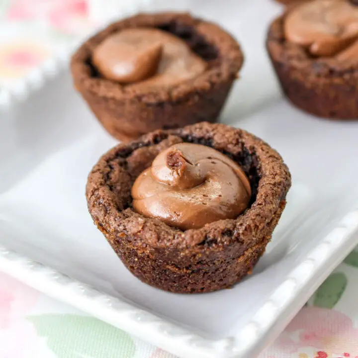 Chocolate Cookie Cups