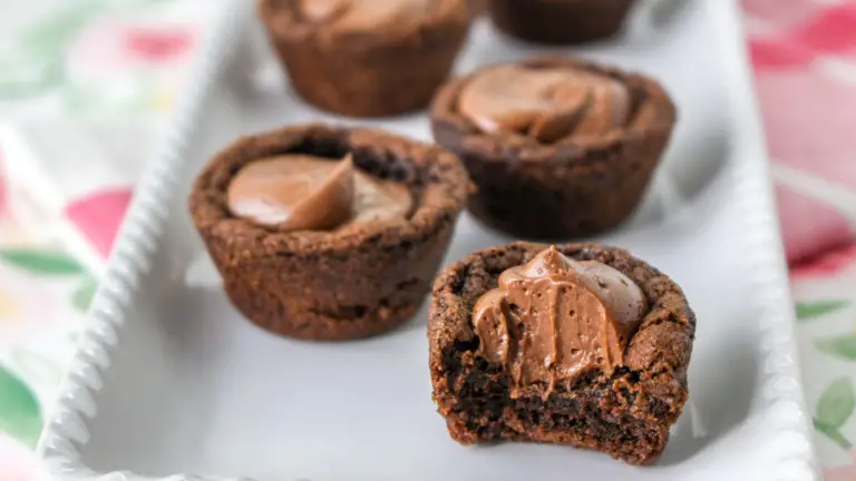 chocolate cookie cups
